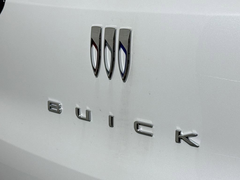 New 2026 Buick Encore GX Avenir w/ Avenir Convenience Package image 17