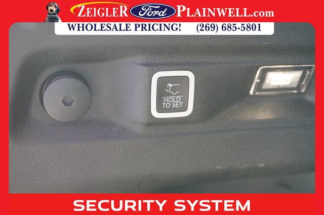 Used 2023 Jeep Grand Cherokee L Laredo w/ Luxury Tech Group I image 11