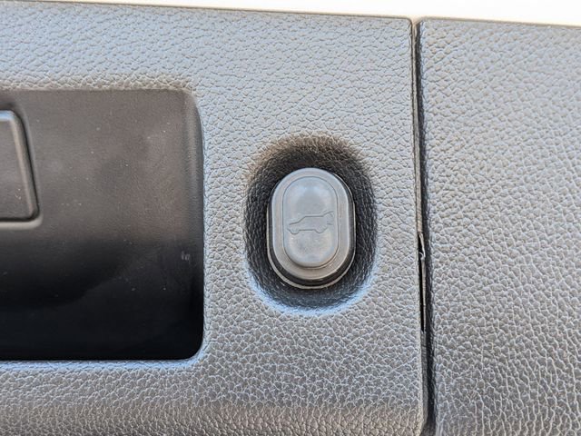 Used 2020 Cadillac Escalade Platinum AWD/4WD image 38