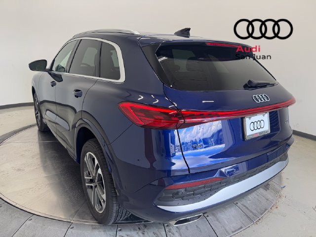 Used 2025 Audi Q5 Premium w/ Convenience Package AWD/4WD image 33