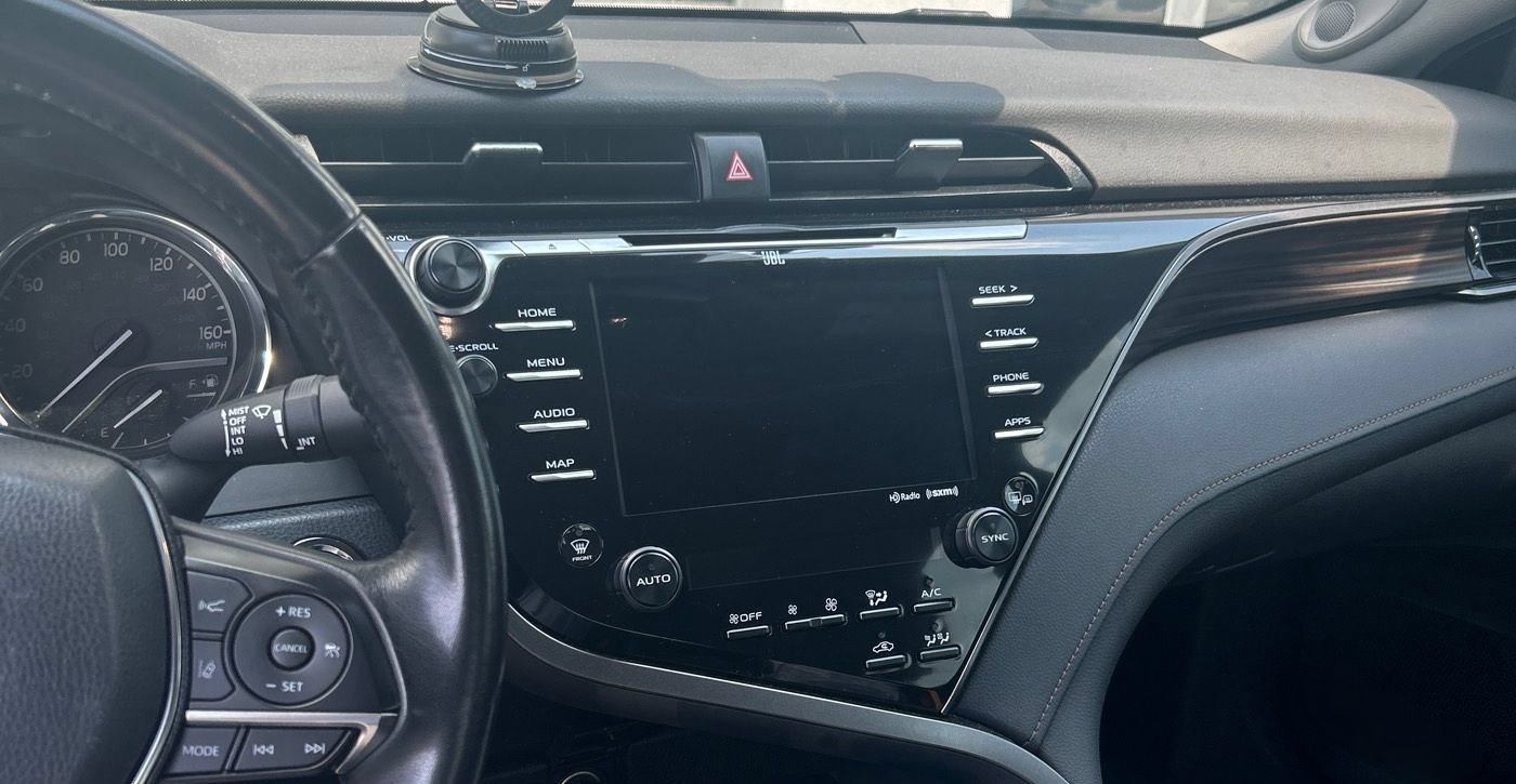 Used 2020 Toyota Camry XLE w/ Driver Assist Package FWD image 9