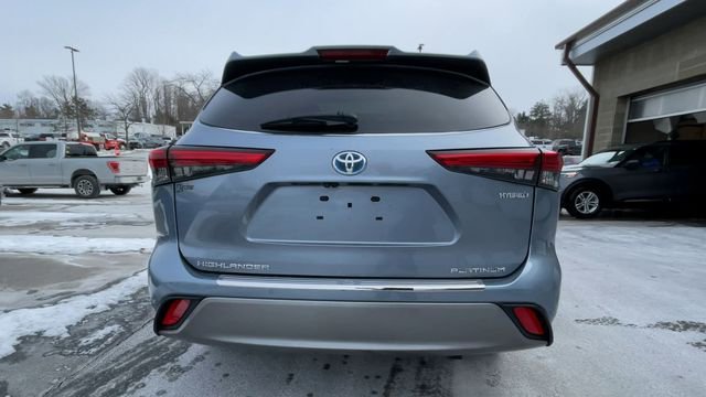 Certified 2021 Toyota Highlander Platinum image 3