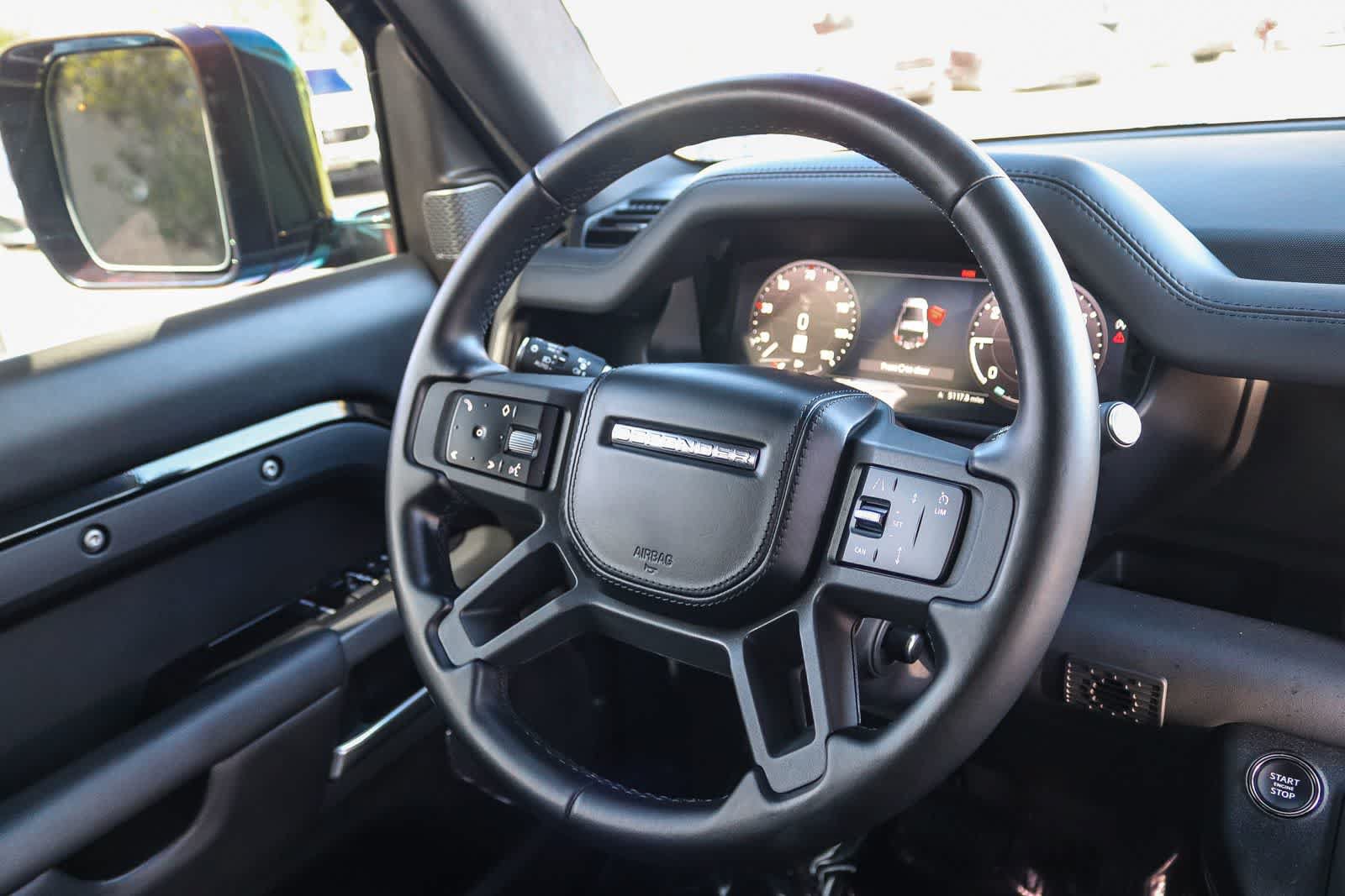 Used 2023 Land Rover Defender 90 X-Dynamic SE AWD/4WD image 15