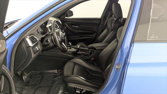 Used 2018 BMW M3 RWD image 13