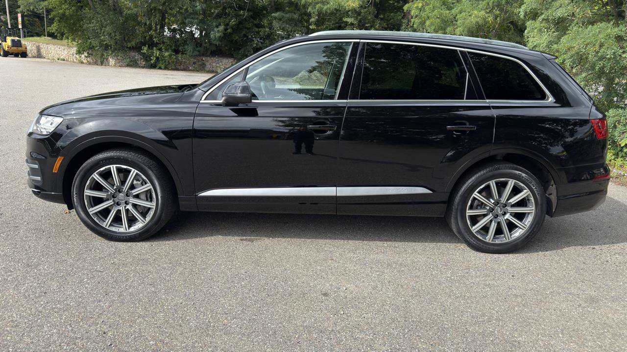 Used 2019 Audi Q7 3.0T Premium Plus w/ Premium Plus Package AWD/4WD image 8