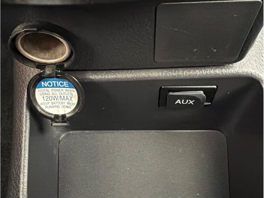 Used 2009 Toyota Matrix FWD image 20