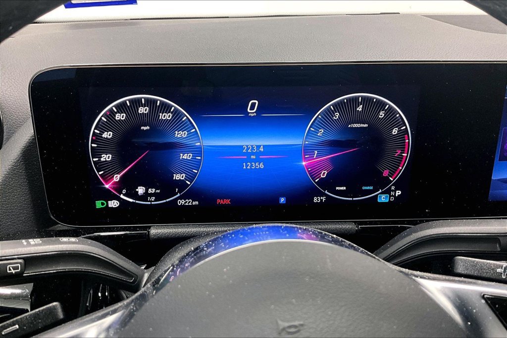 Used 2025 Mercedes-Benz GLA 250 4MATIC image 21