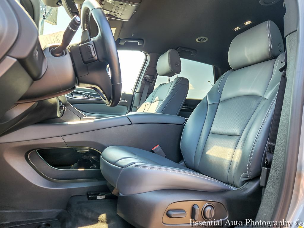 Certified 2023 Buick Enclave Essence w/ Sport Touring Edition FWD image 7