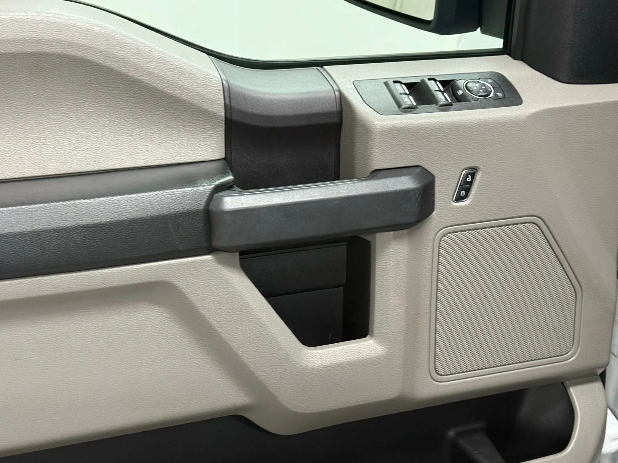 Used 2019 Ford F150 XL w/ Equipment Group 101A Mid AWD/4WD image 20