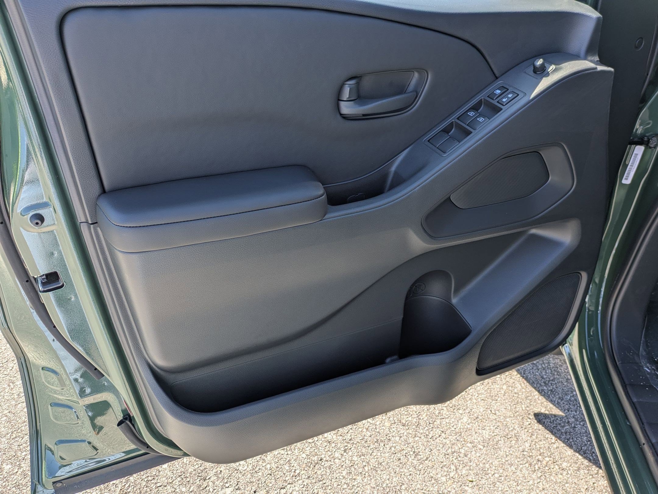 New 2026 Nissan Frontier SV w/ SV Convenience Package RWD image 11
