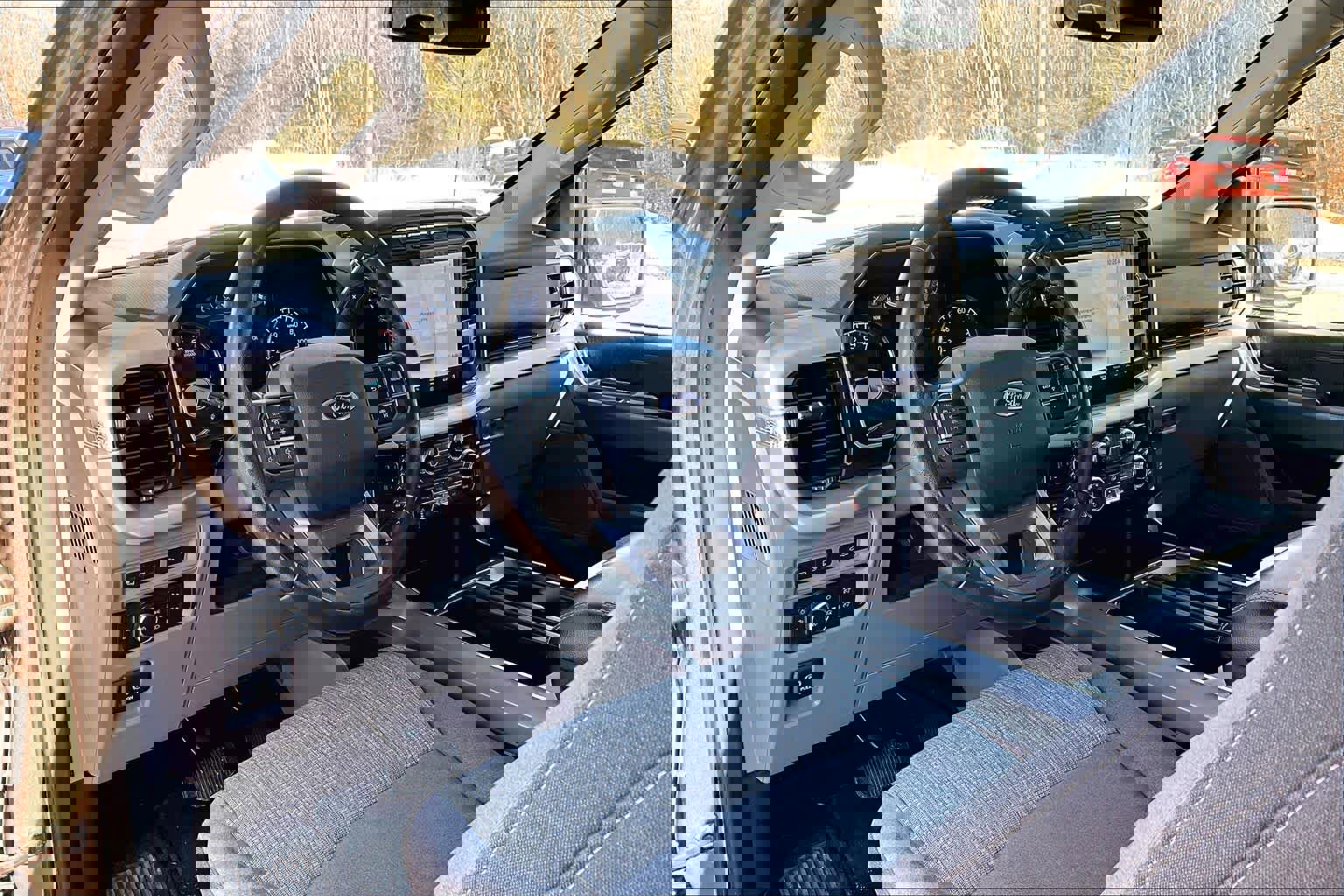 Used 2021 Ford F150 XLT w/ Equipment Group 302A High image 18