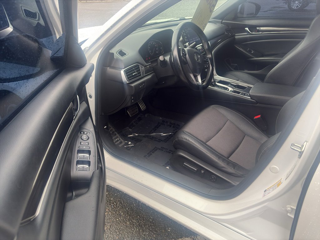 Used 2020 Honda Accord Sport image 4