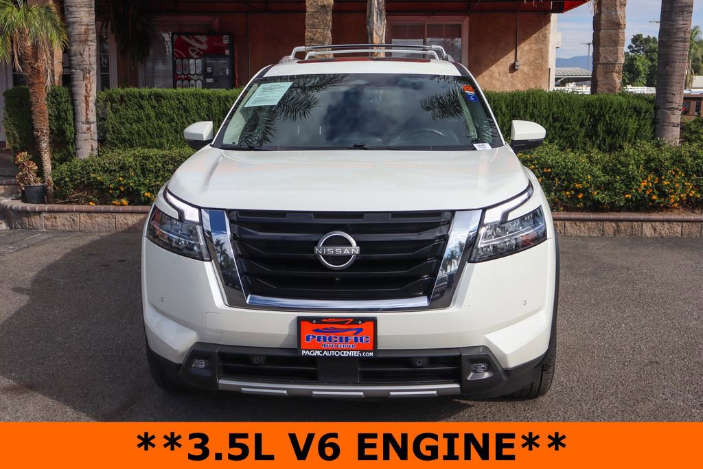 Used 2022 Nissan Pathfinder SL w/ SL Premium Package FWD image 3