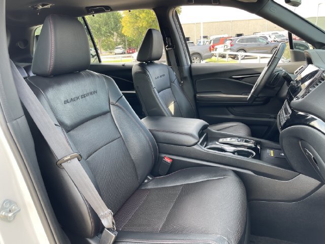 Certified 2024 Honda Passport Black Edition image 27