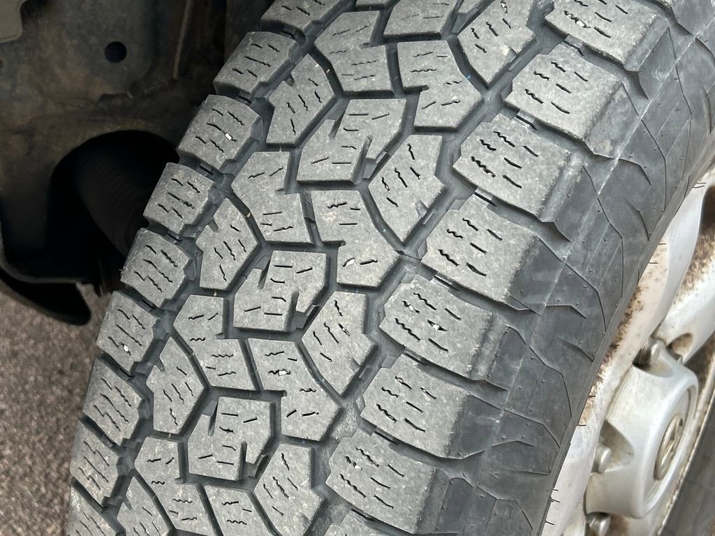 Used 2000 Toyota Land Cruiser image 7