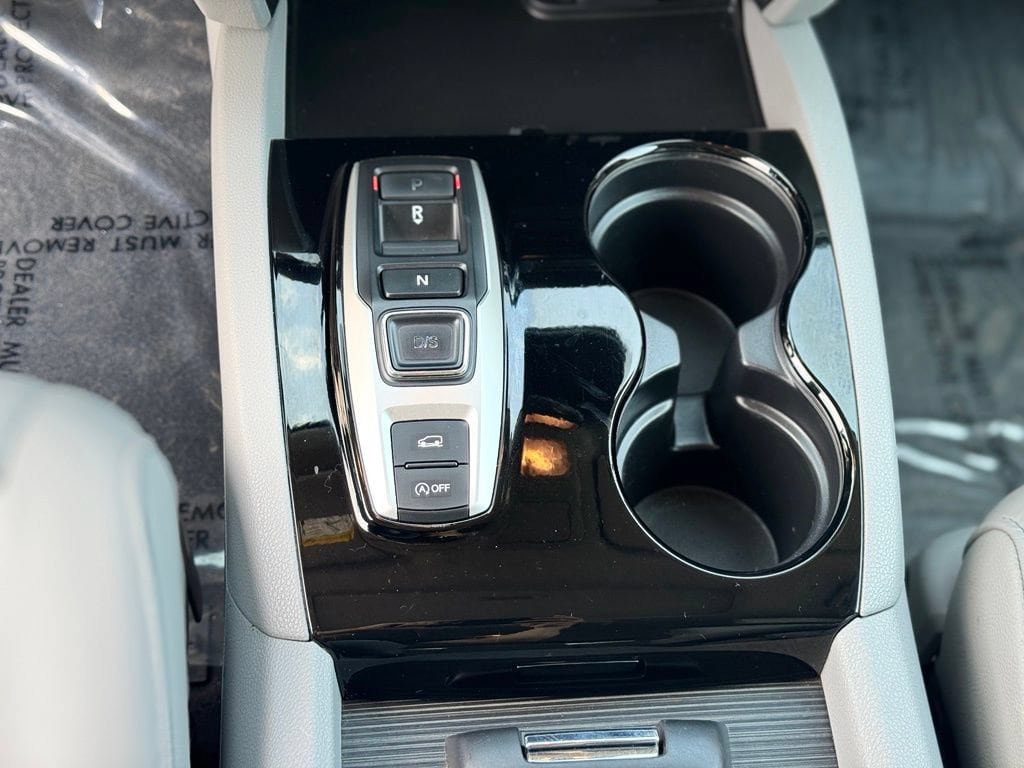 Used 2018 Honda Pilot Touring image 18