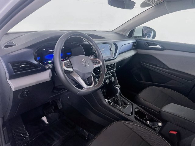 Used 2023 Volkswagen Taos SE FWD image 8
