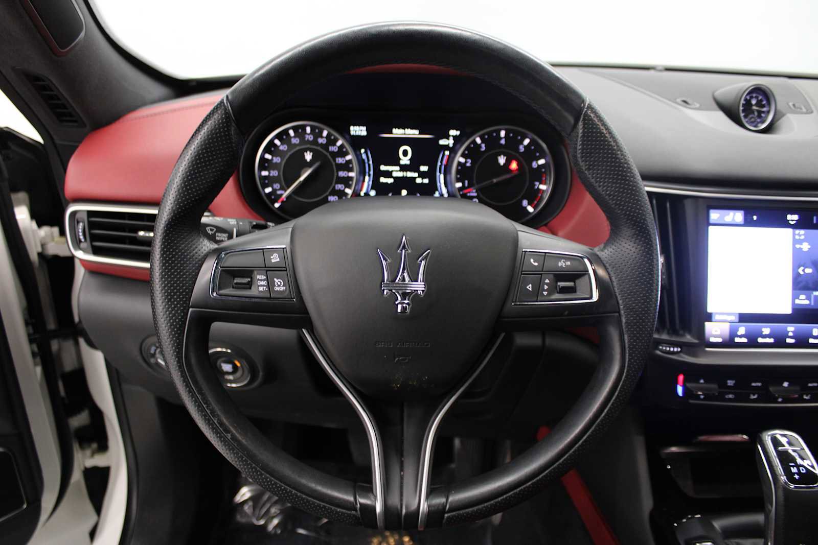 Used 2022 Maserati Levante GT image 20