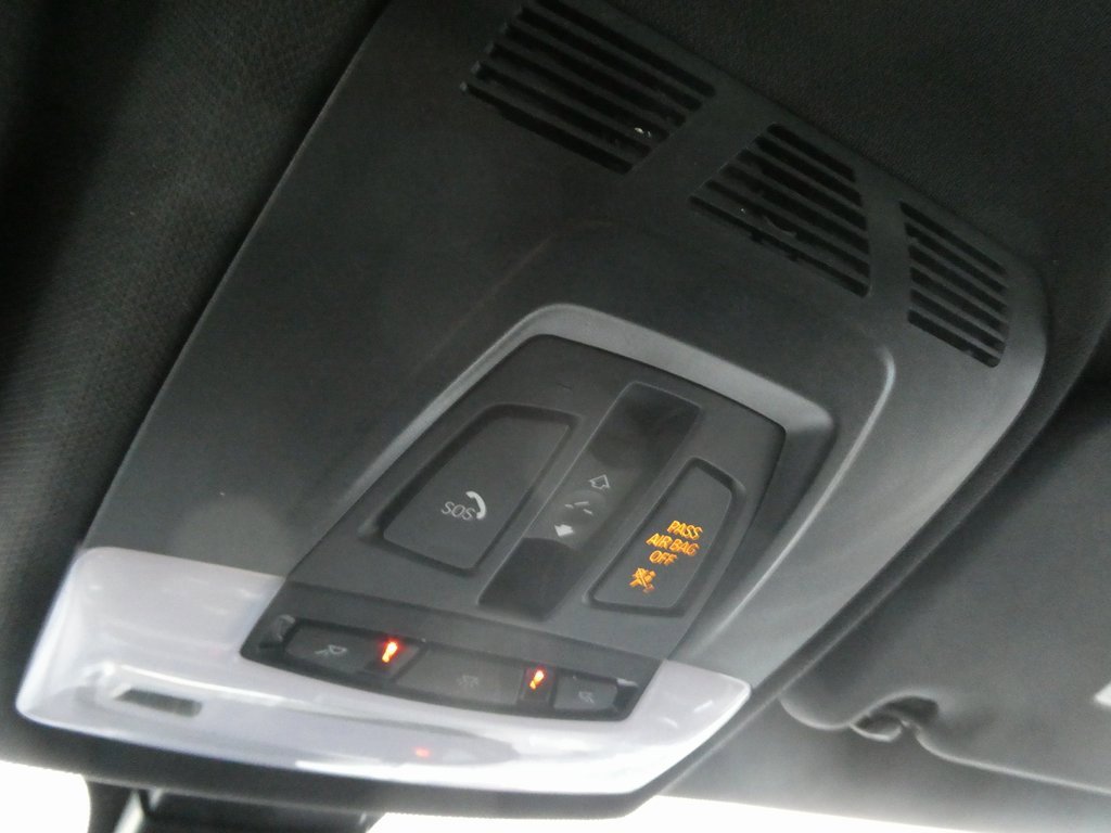 Used 2018 BMW X1 xDrive28i image 12