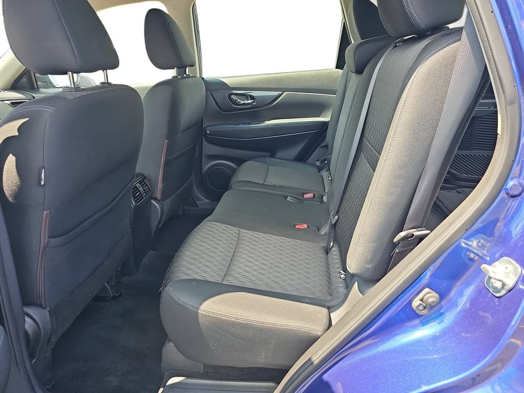 Used 2018 Nissan Rogue S AWD/4WD image 14