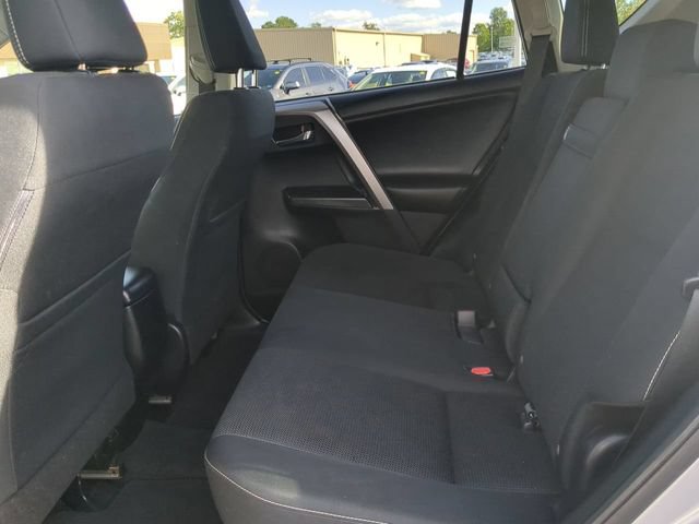 Used 2016 Toyota RAV4 XLE AWD/4WD image 13