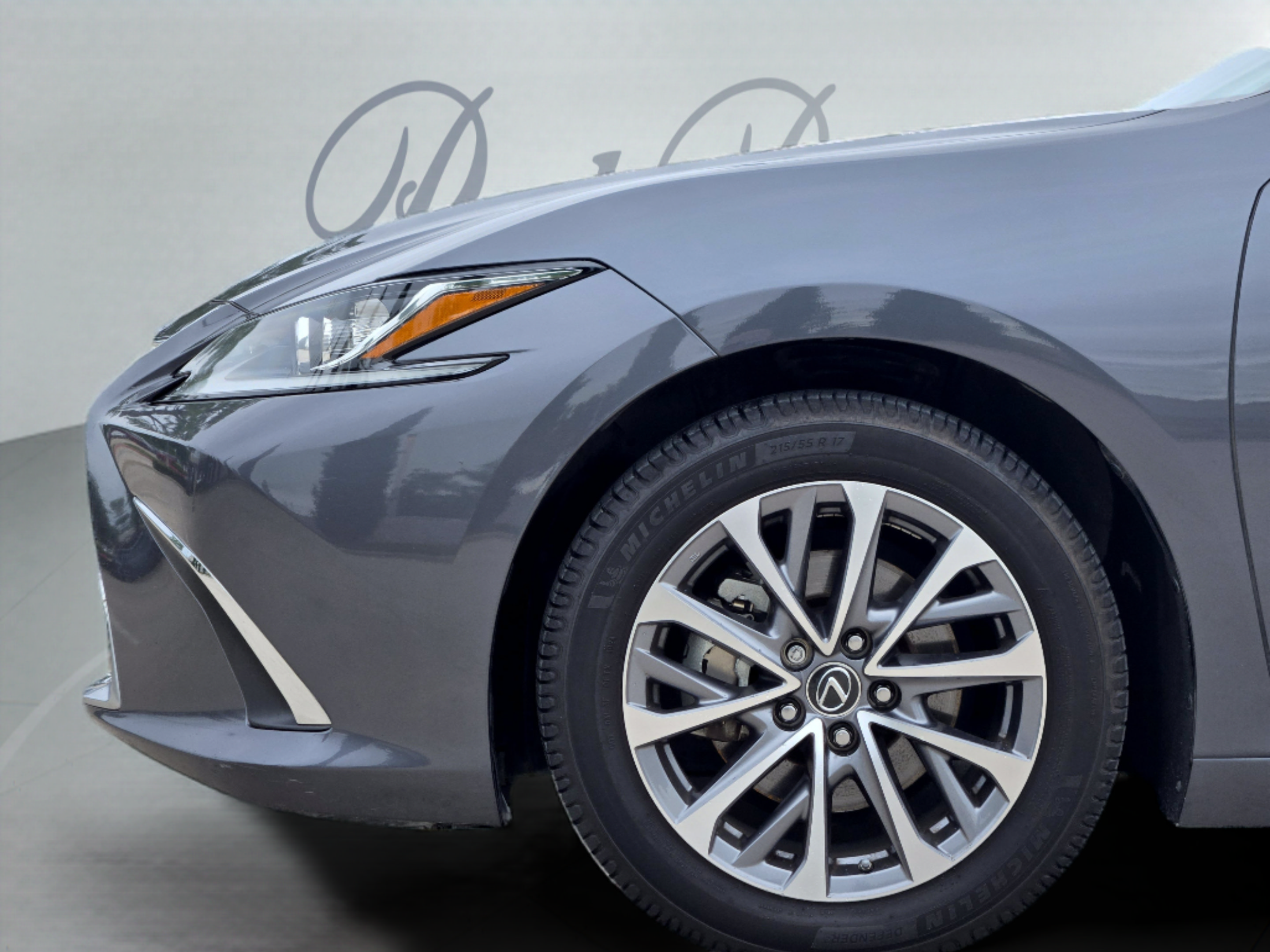Used 2023 Lexus ES 350 w/ Accessory Package (Z2) FWD image 35
