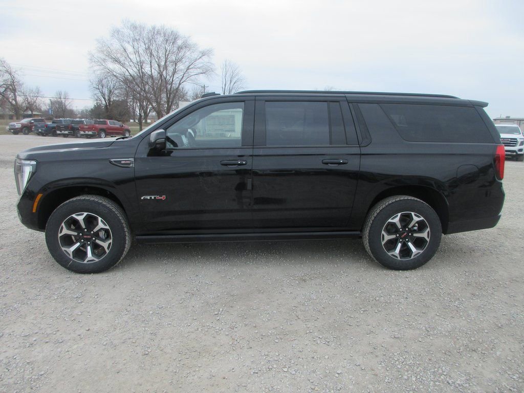 New 2026 GMC Yukon XL AT4 w/ AT4 Premium Package image 8