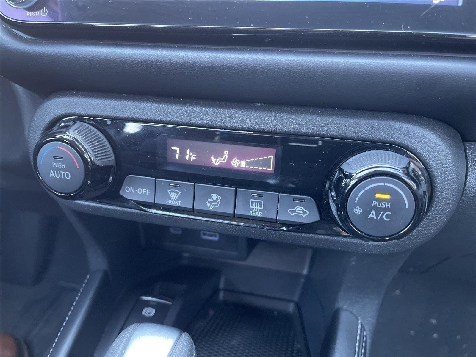 Used 2024 Nissan Kicks SR FWD image 25