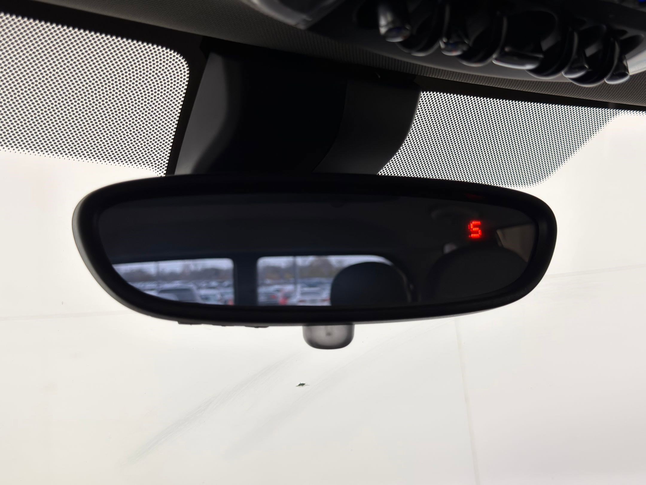 Used 2022 MINI Cooper Clubman S w/ Premium Package image 18