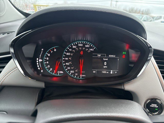 Certified 2022 Chevrolet Trax LT w/ LT Convenience Package image 9