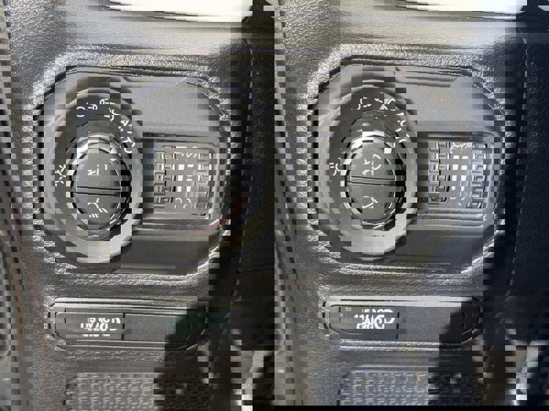 Used 2021 Jeep Gladiator Sport image 16