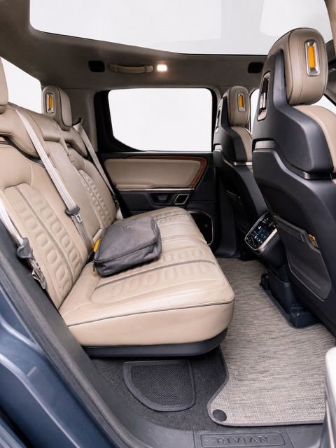 Used 2023 Rivian R1T Adventure AWD/4WD image 21