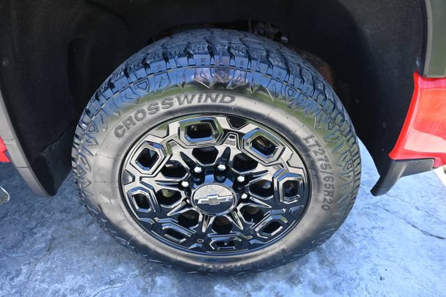 Used 2022 Chevrolet Silverado 2500 LTZ w/ LTZ Plus Package AWD/4WD image 11