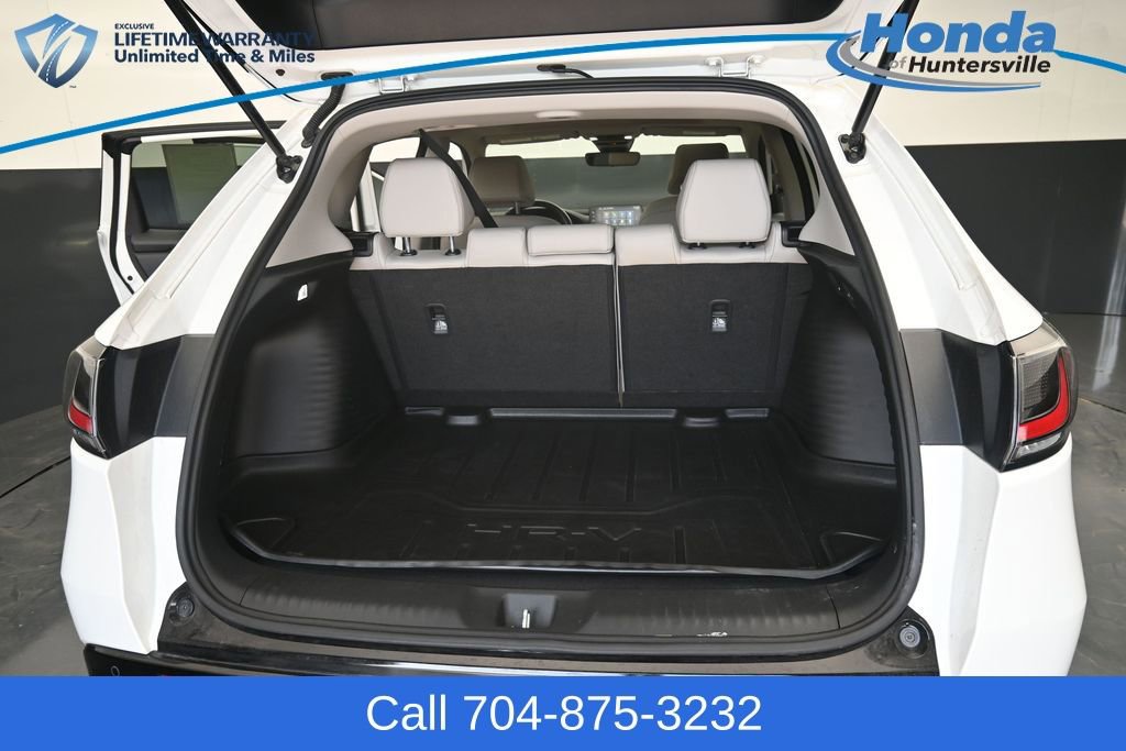 Used 2023 Honda HR-V EX-L image 10