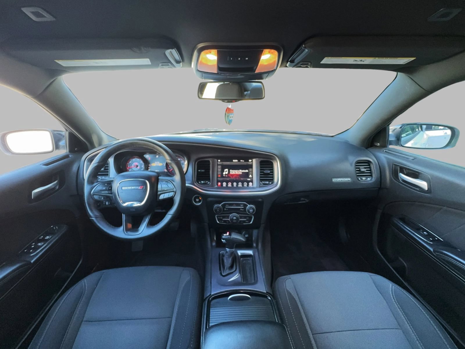 Used 2017 Dodge Charger SXT w/ Blacktop Package RWD image 32