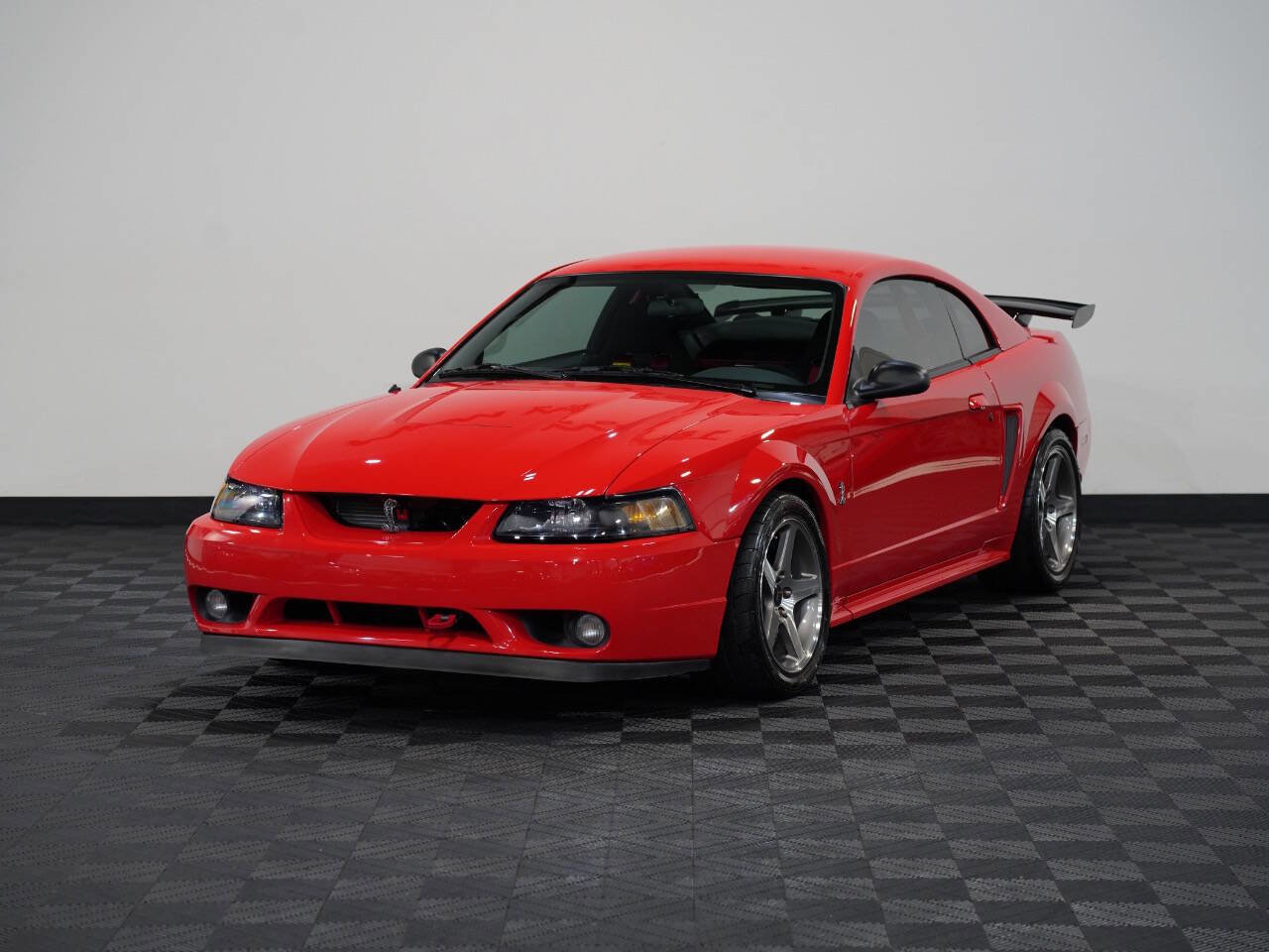 Used 2001 Ford Mustang Cobra image 3