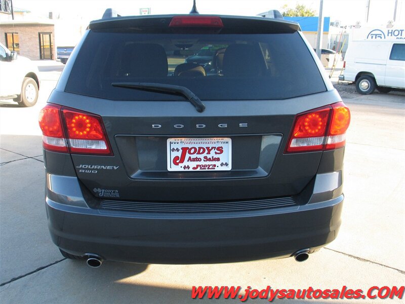 Used 2016 Dodge Journey SE AWD/4WD image 26