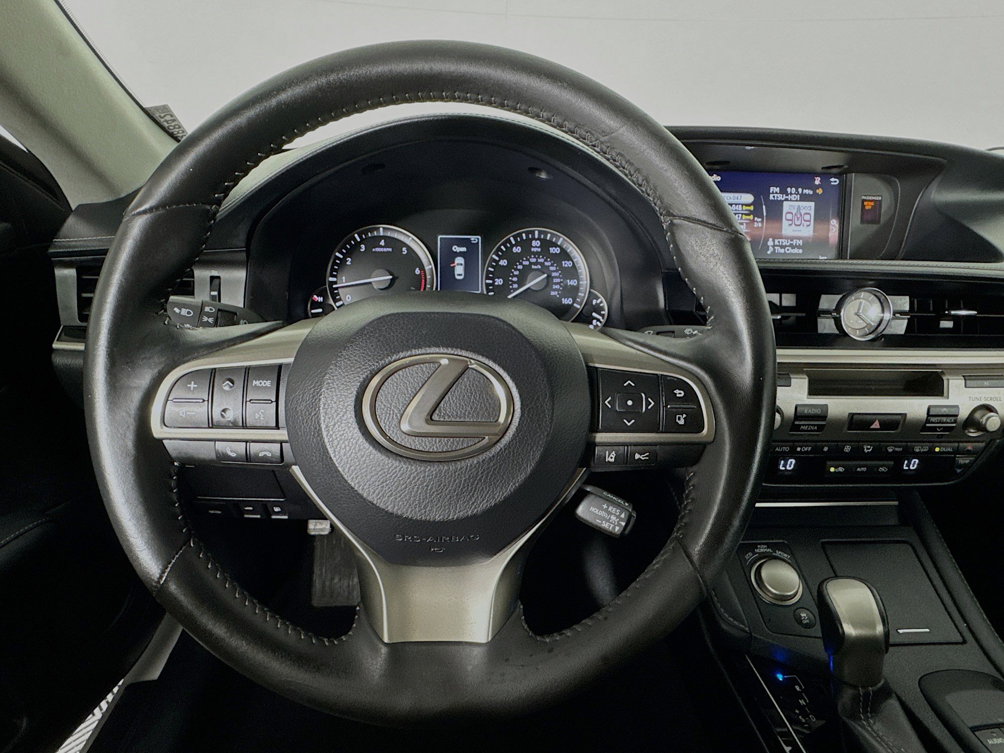 Used 2017 Lexus ES 350 FWD image 11