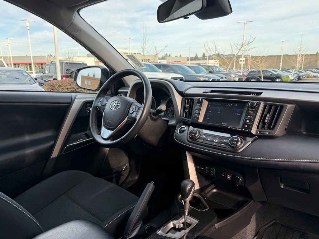 Used 2018 Toyota RAV4 Adventure image 22