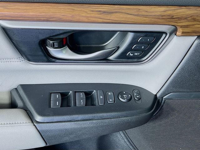 Used 2022 Honda CR-V Touring image 12