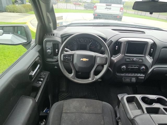 Used 2020 Chevrolet Silverado 1500 Custom w/ Custom Value Package RWD image 23