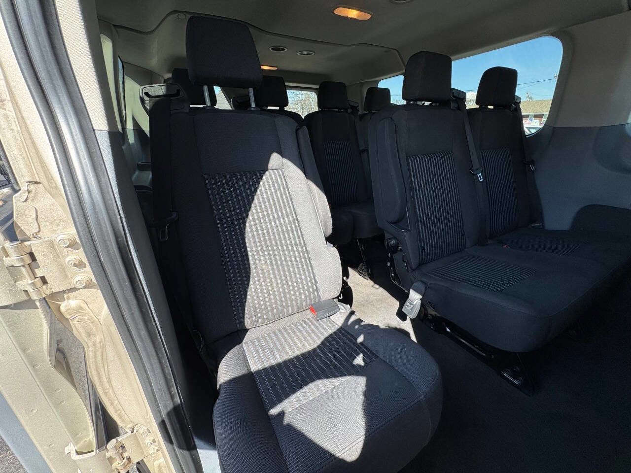 Used 2019 Ford Transit 350 XLT image 13