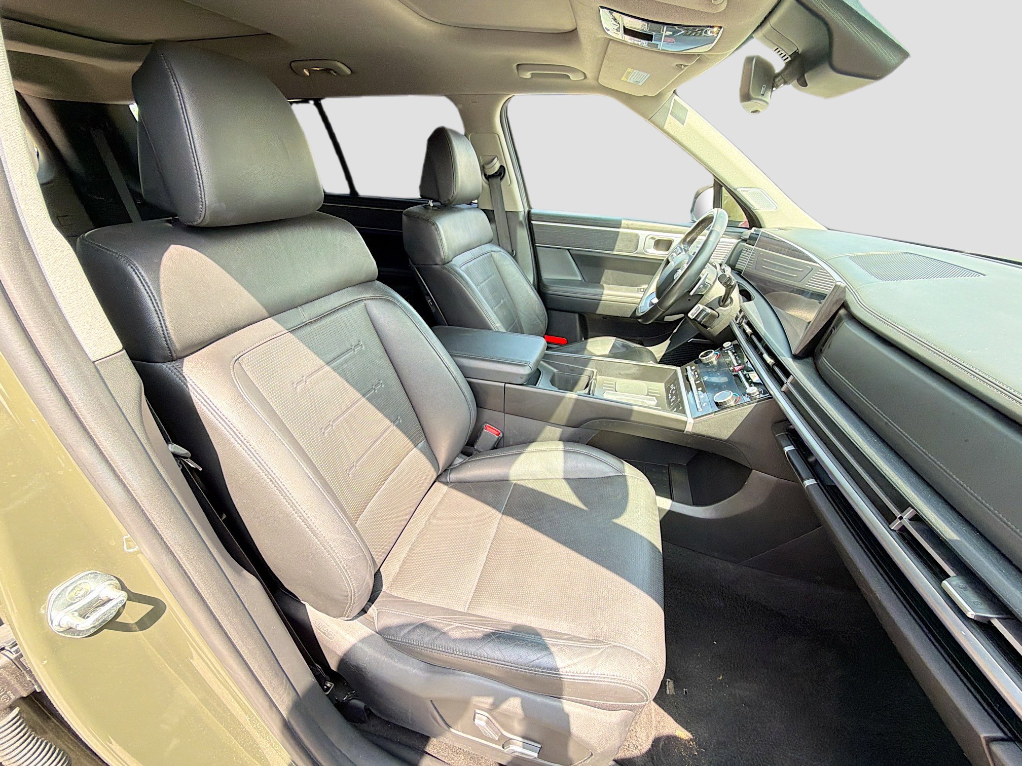 Used 2024 Hyundai Santa Fe Limited image 18