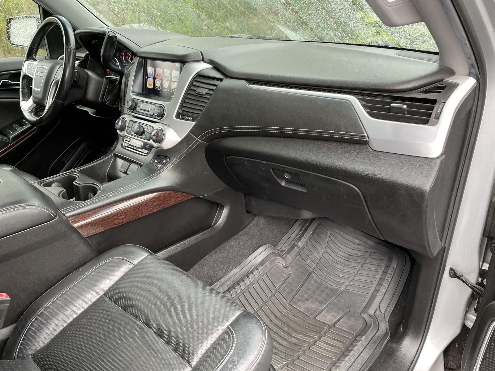 Used 2019 GMC Yukon XL SLT w/ Open Road Package RWD image 53