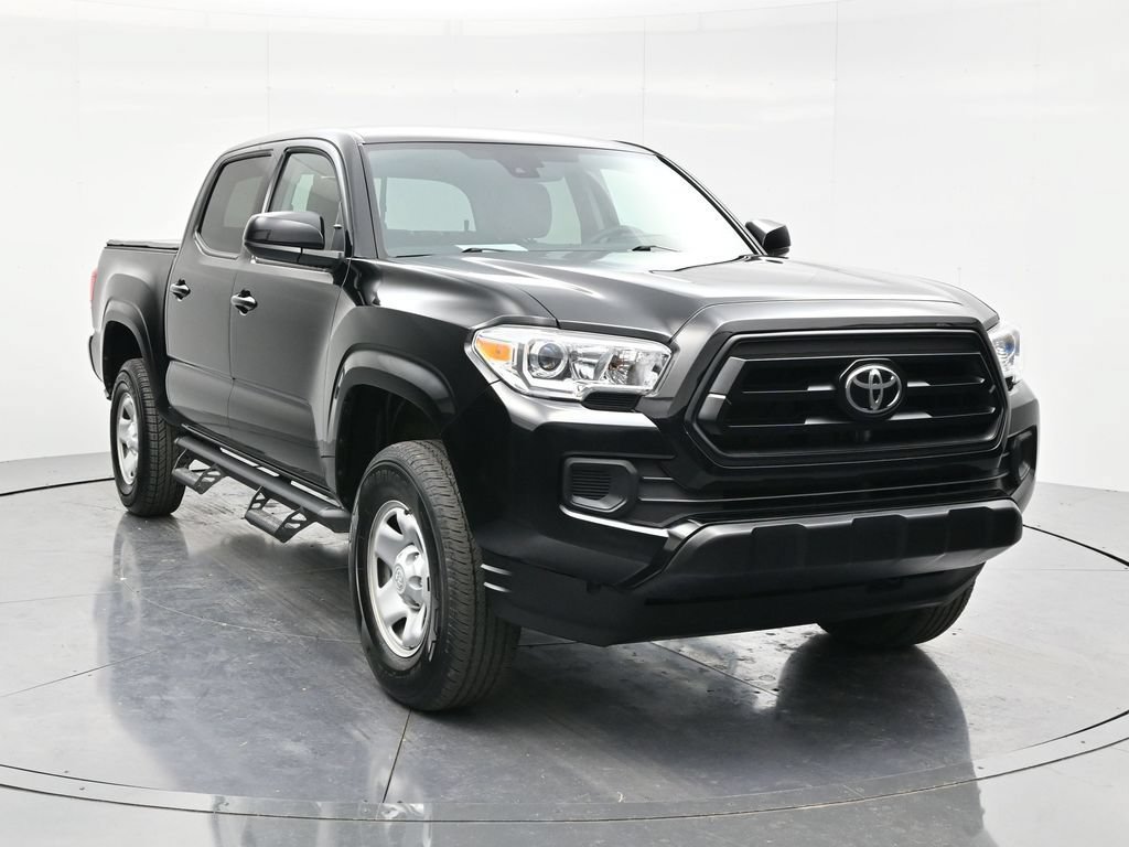Used 2022 Toyota Tacoma SR AWD/4WD image 3