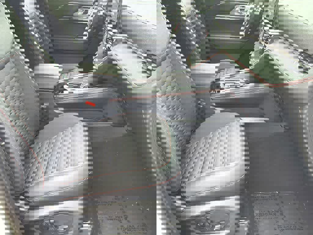 New 2026 Ford Explorer ST-Line w/ ST-Line Street Pack image 12