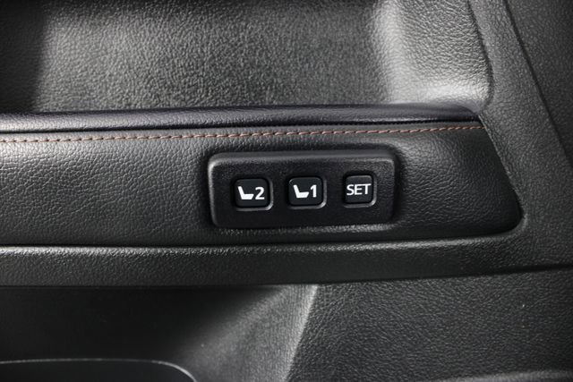 Used 2021 Toyota 4Runner Limited AWD/4WD image 18