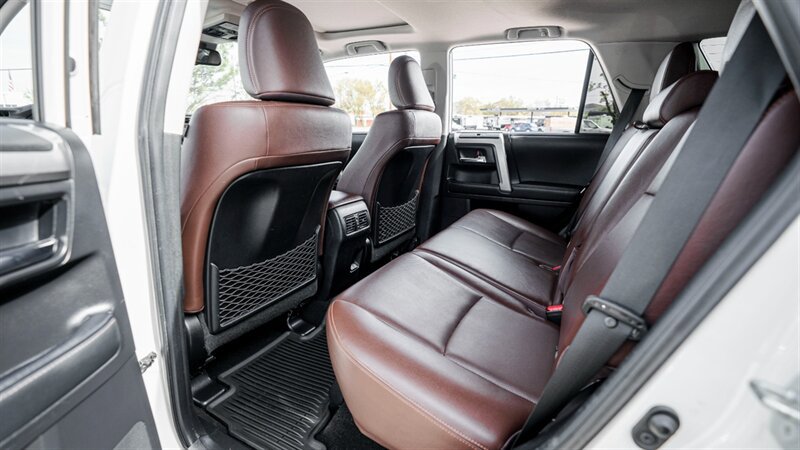 Used 2020 Toyota 4Runner Limited AWD/4WD image 37
