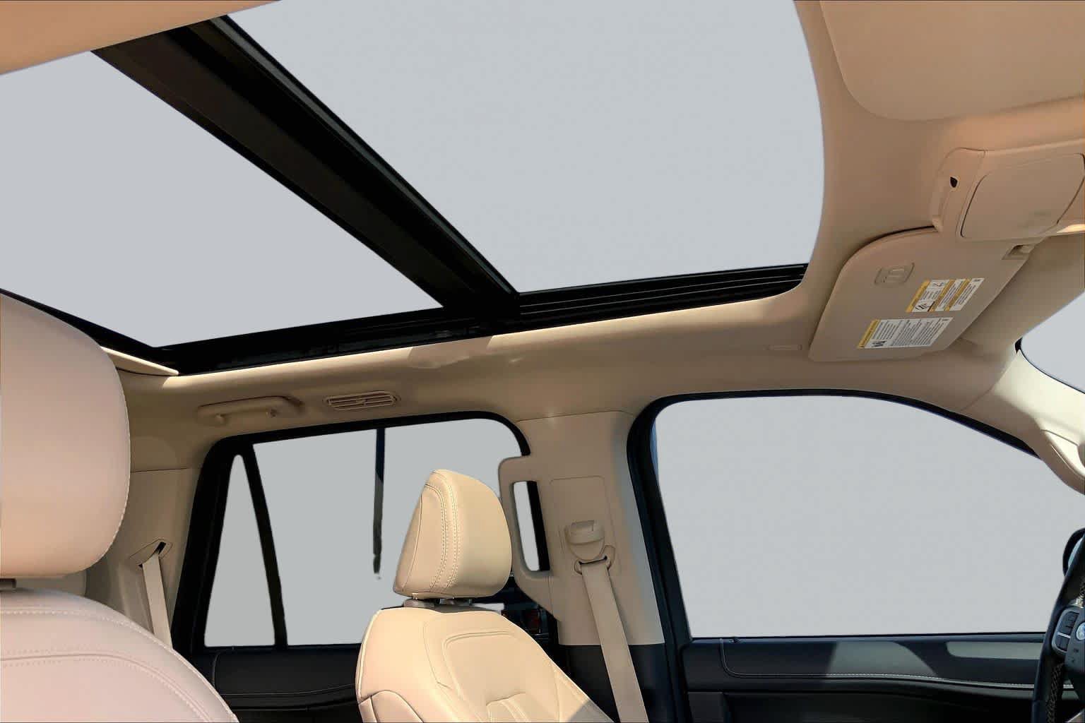 Used 2023 Ford Expedition Limited RWD image 13