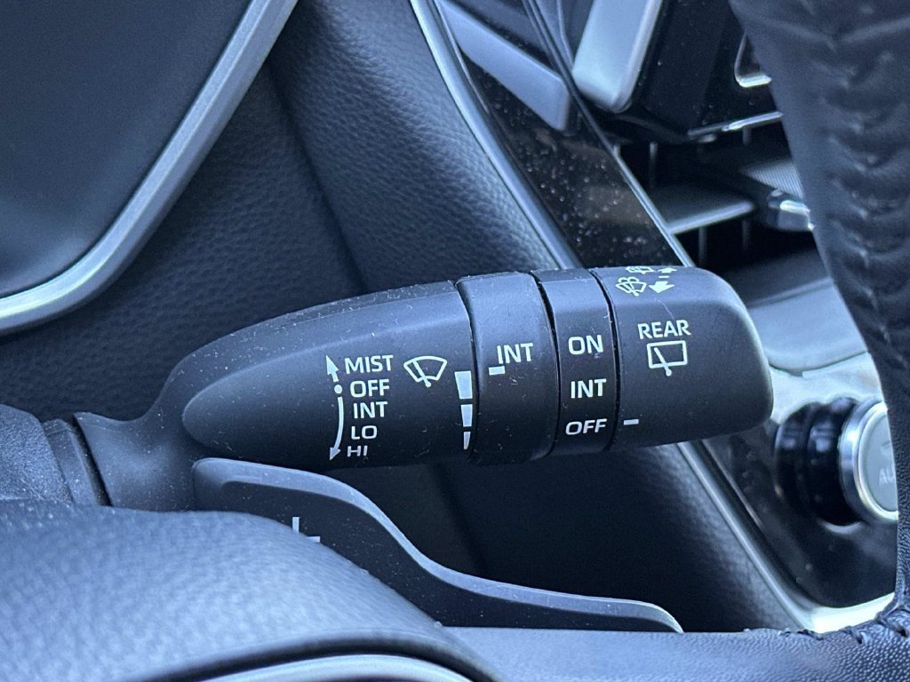 Used 2024 Toyota Corolla SE FWD image 31
